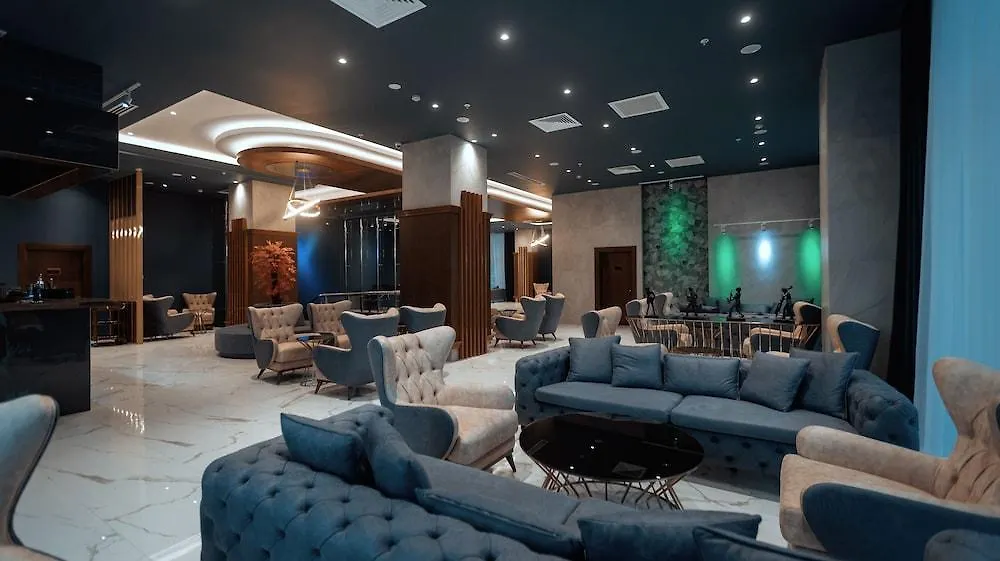 Midtown Hotel Baku 4*,