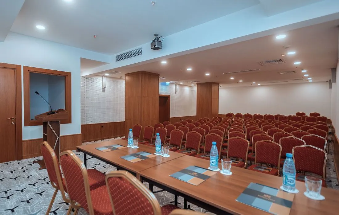 Midtown Hotel Baku